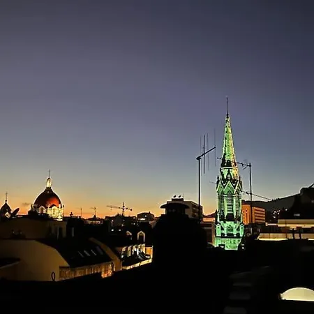 Atico Con Vistas En El Centro De Oviedo